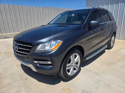 Gray 2015 Mercedes-Benz M-Class ML 350