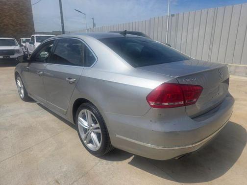 Silver 2014 Volkswagen Passat 2.0L TDI SE