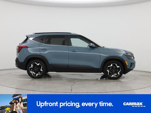 Blue 2024 Kia Seltos EX