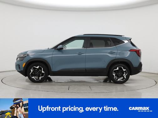 Blue 2024 Kia Seltos EX