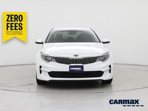 White 2016 Kia Optima EX