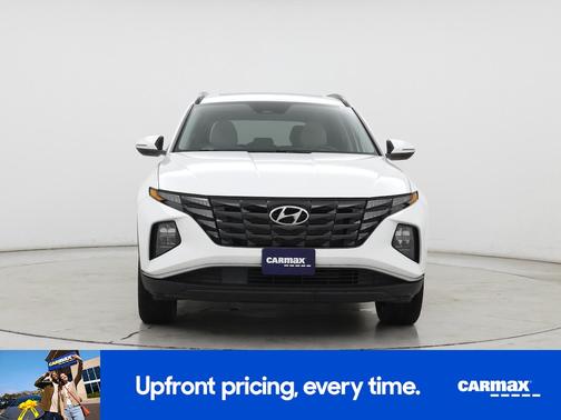 White 2023 Hyundai TUCSON SEL