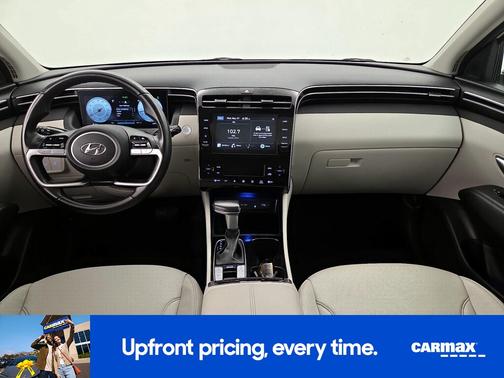 White 2023 Hyundai TUCSON SEL