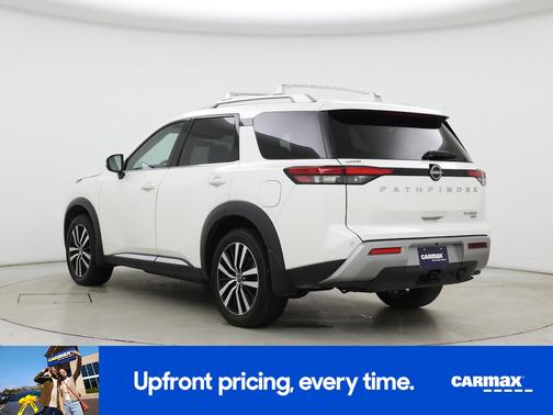 2023 Nissan Pathfinder Platinum
