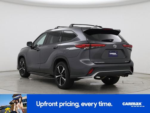 Gray 2021 Toyota Highlander XSE