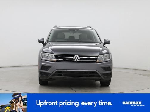 Gray 2021 Volkswagen Tiguan SE
