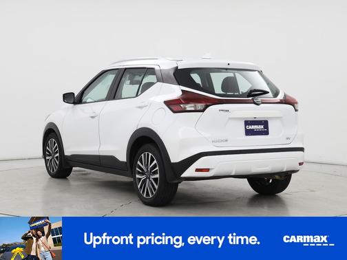 2022 Nissan Kicks SV