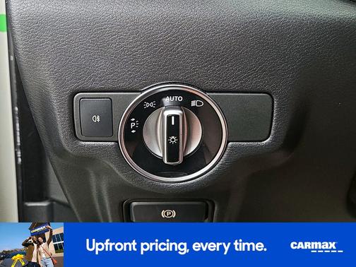 2018 INFINITI QX30 Luxury