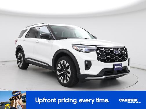2025 Ford Explorer Platinum