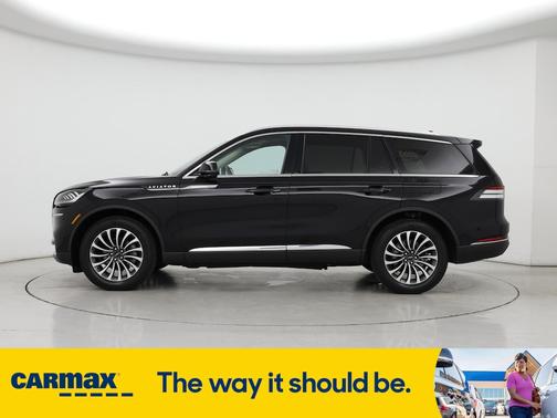2022 Lincoln Aviator Standard