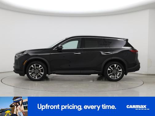Black 2023 INFINITI QX60 Luxe