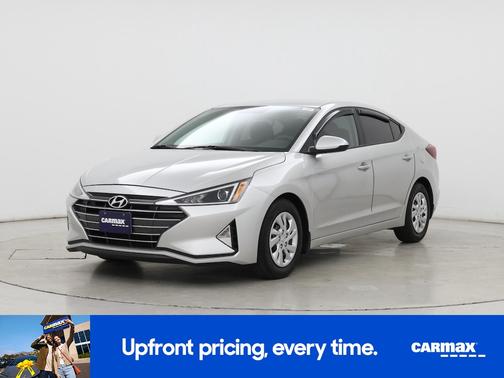 Silver 2019 Hyundai ELANTRA SE