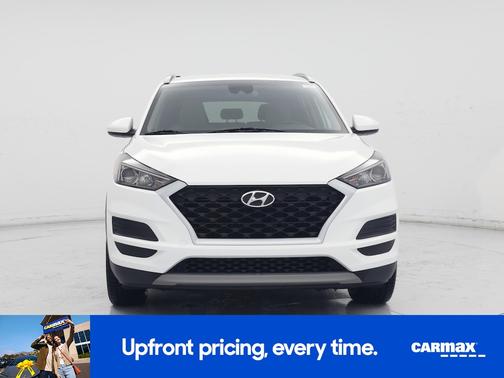 White 2019 Hyundai TUCSON SEL