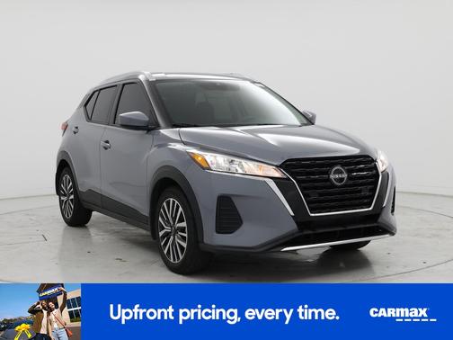 2022 Nissan Kicks SV