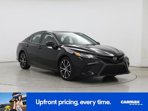 Black 2020 Toyota Camry SE