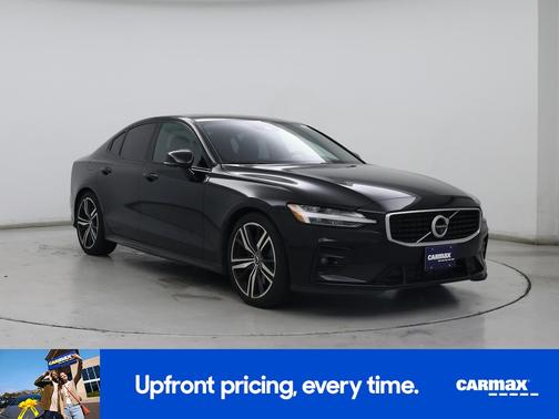 2019 Volvo S60 T6 R-Design