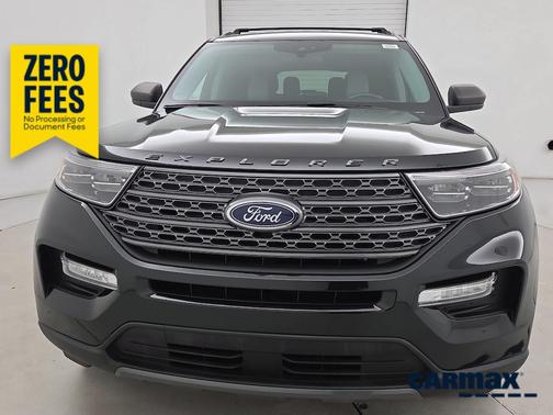 Black 2021 Ford Explorer XLT