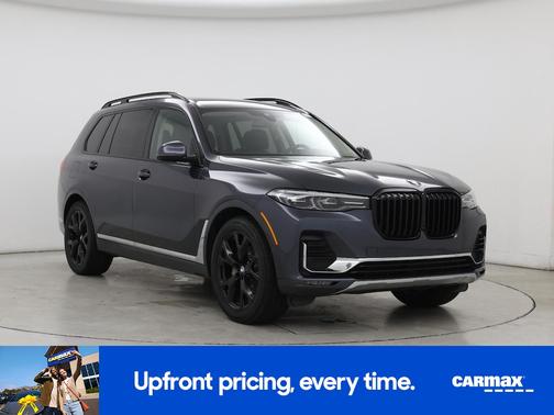Gray 2022 BMW X7 xDrive40i