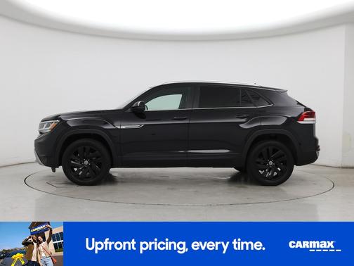 Black 2023 Volkswagen Atlas Cross Sport SE w/Tech