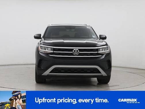 Black 2023 Volkswagen Atlas Cross Sport SE w/Tech