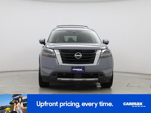 Gray 2023 Nissan Pathfinder Platinum