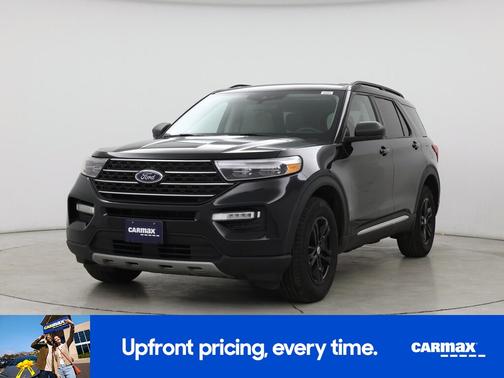 Black 2022 Ford Explorer XLT