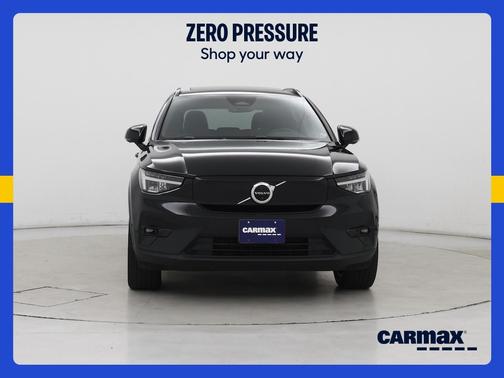 Black 2023 Volvo XC40 Recharge Pure Electric Twin Plus