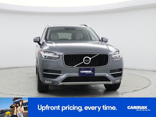 2017 Volvo XC90 T5 Momentum