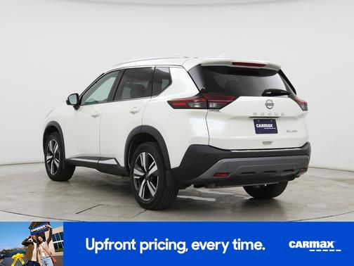 White 2023 Nissan Rogue SL