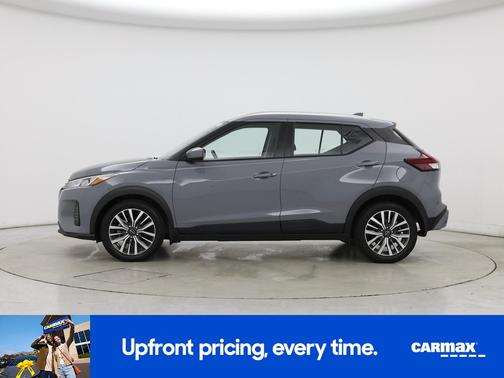 Gray 2024 Nissan Kicks SV
