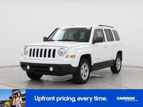 White 2016 Jeep Patriot Sport