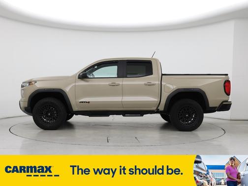 2023 GMC Canyon AT4