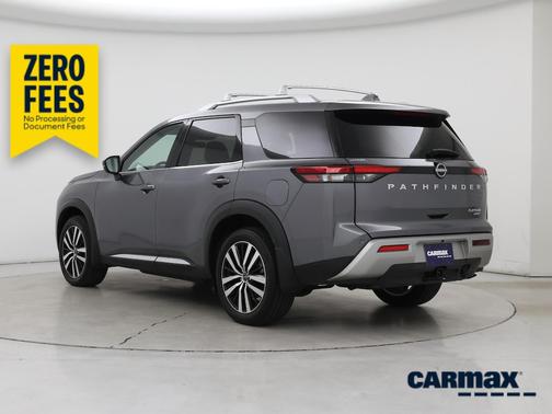 Gray 2024 Nissan Pathfinder Platinum