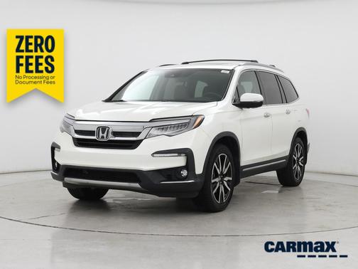 White 2019 Honda Pilot Touring