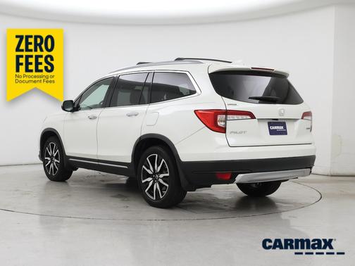 White 2019 Honda Pilot Touring