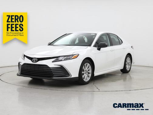 White 2022 Toyota Camry LE