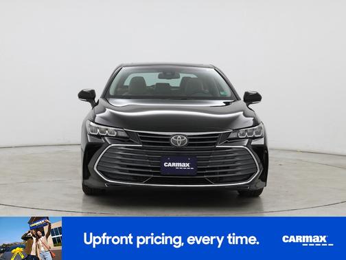 Black 2019 Toyota Avalon XLE