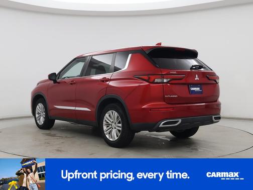 2022 Mitsubishi Outlander ES