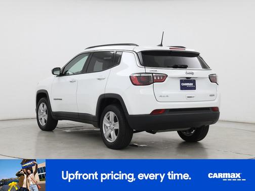 White 2022 Jeep Compass Latitude