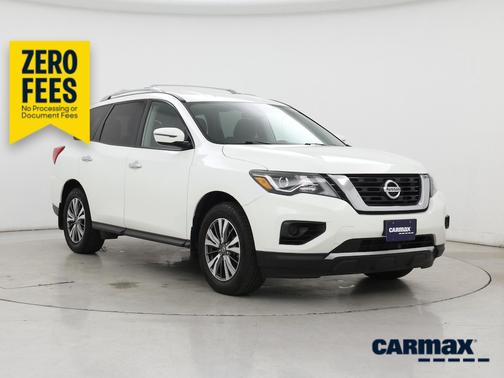 White 2020 Nissan Pathfinder S