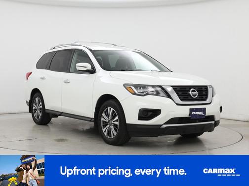 White 2020 Nissan Pathfinder S