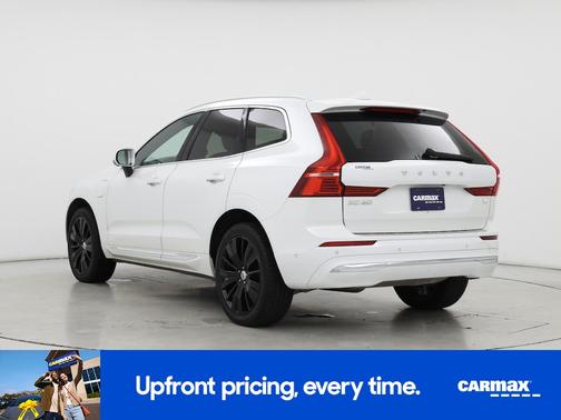 2023 Volvo XC60 Recharge Plug-In Hybrid T8 Plus Bright Theme