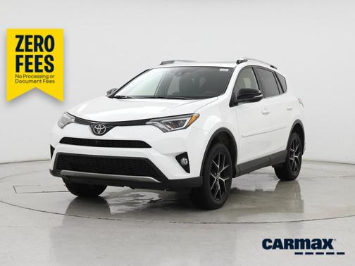 White 2017 Toyota RAV4 SE