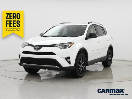 White 2017 Toyota RAV4 SE