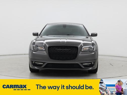 2019 Chrysler 300 S