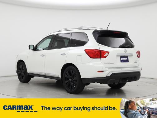 2017 Nissan Pathfinder Platinum