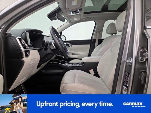 Gray 2023 Kia Sorento Plug-In Hybrid SX Prestige