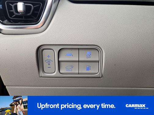 Gray 2023 Kia Sorento Plug-In Hybrid SX Prestige