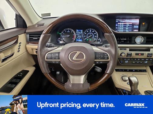 White 2018 Lexus ES 350