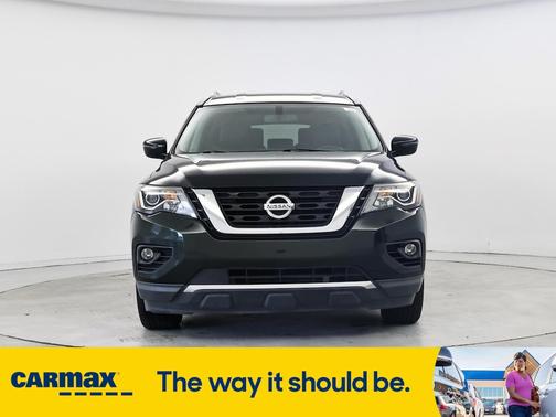 2019 Nissan Pathfinder SV